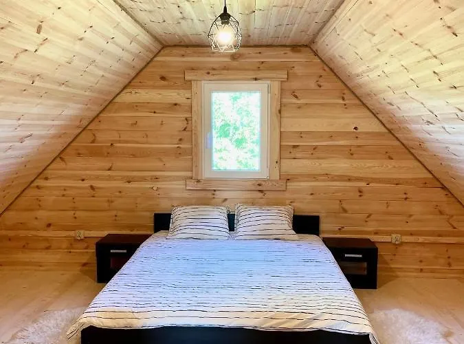 Dom wakacyjny Wioska Szczęścia - Letniskowy